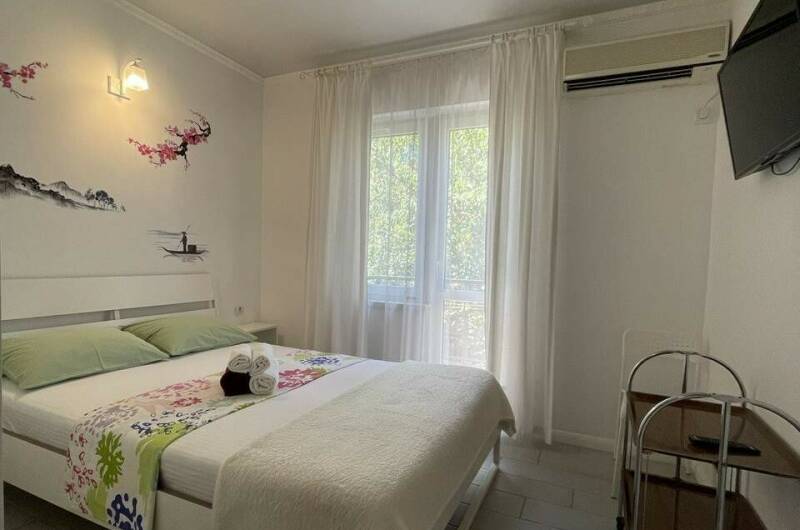 № 1 Двухместный номер с удобствами и балконом