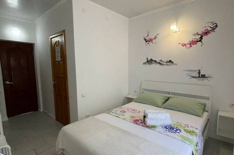 № 1 Двухместный номер с удобствами и балконом