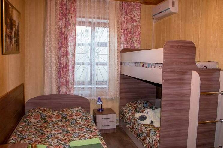 Однокомнатный с общей душевой 4 чел. (1 этаж)