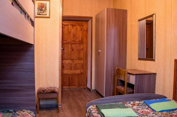 Однокомнатный с общей душевой 4 чел. (1 этаж)