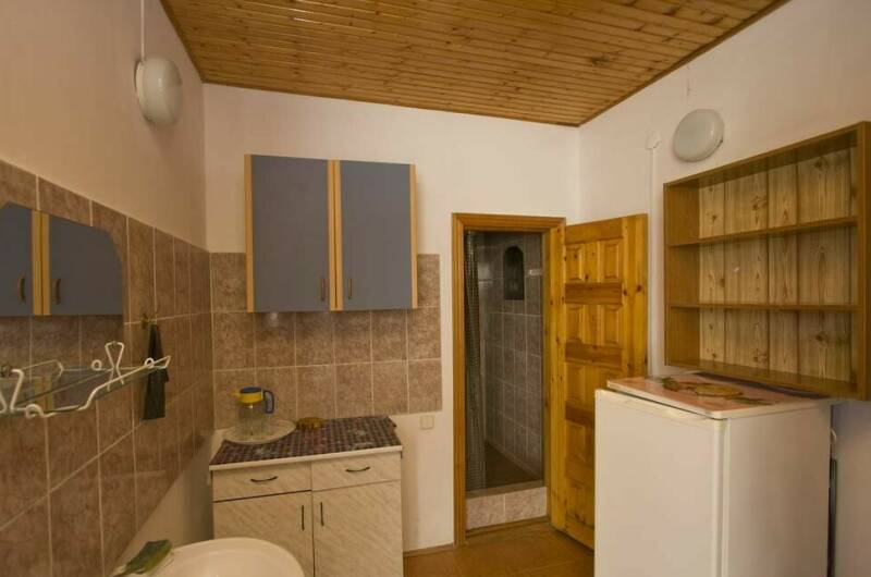 Двухкомнатный номер 5, 5чел. (2 этаж)