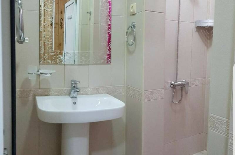 Двухкомнатный номер 7 с кухней, 5чел. (2 этаж)