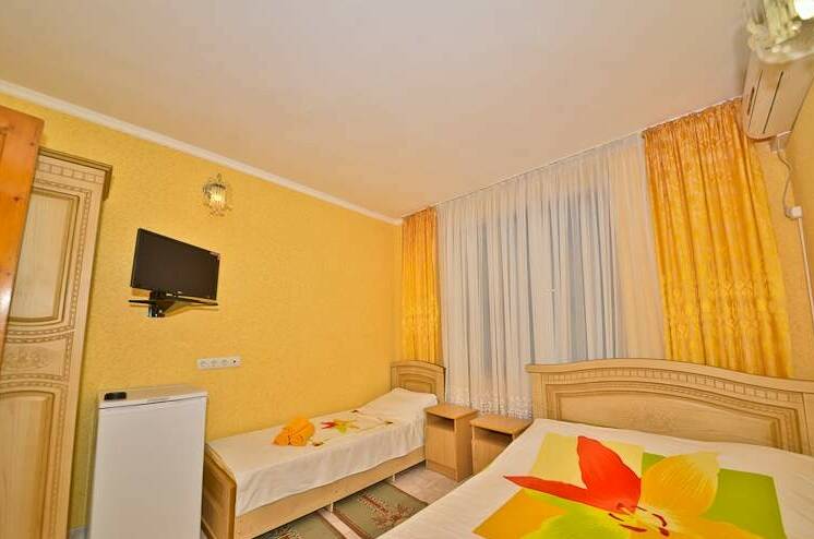 Трехместный номер «Стандарт»