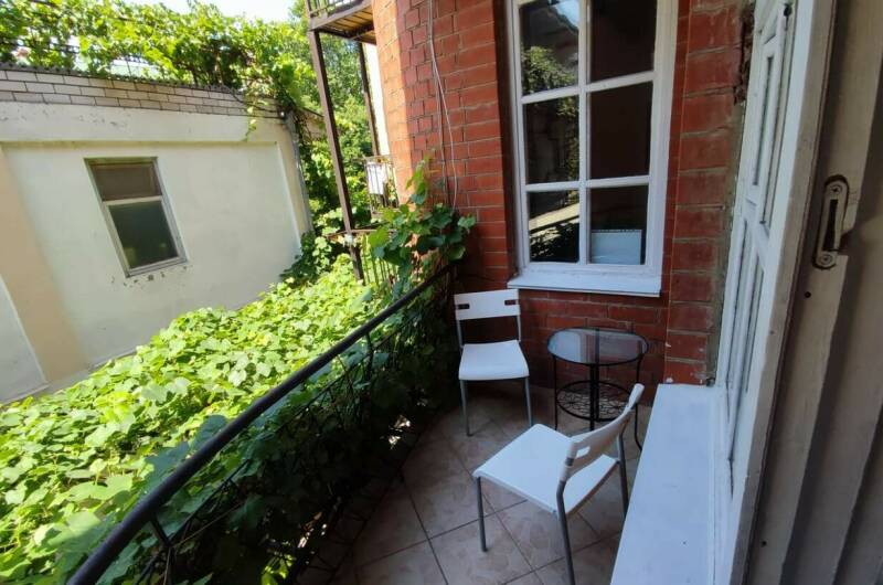 Трехместный номер с балконом