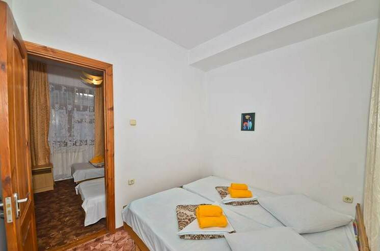 Четырехместный двухкомнатный номер