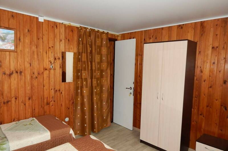 2-х комн комфорт (2-й эт) кухня общая