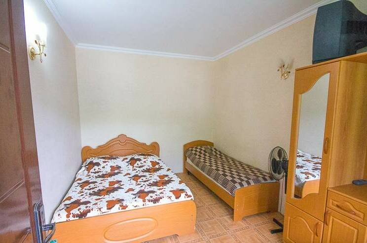 Номер «Комфорт» со всеми удобствами и балконом