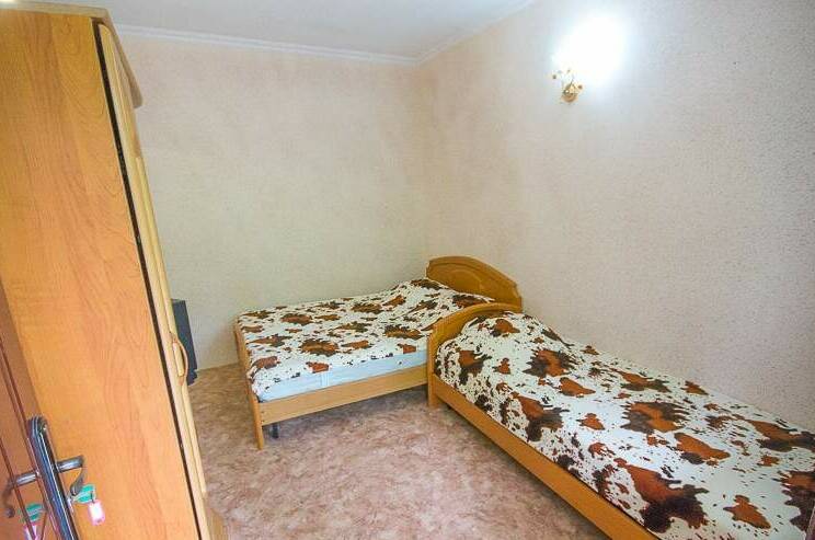 Трехместный номер № 9