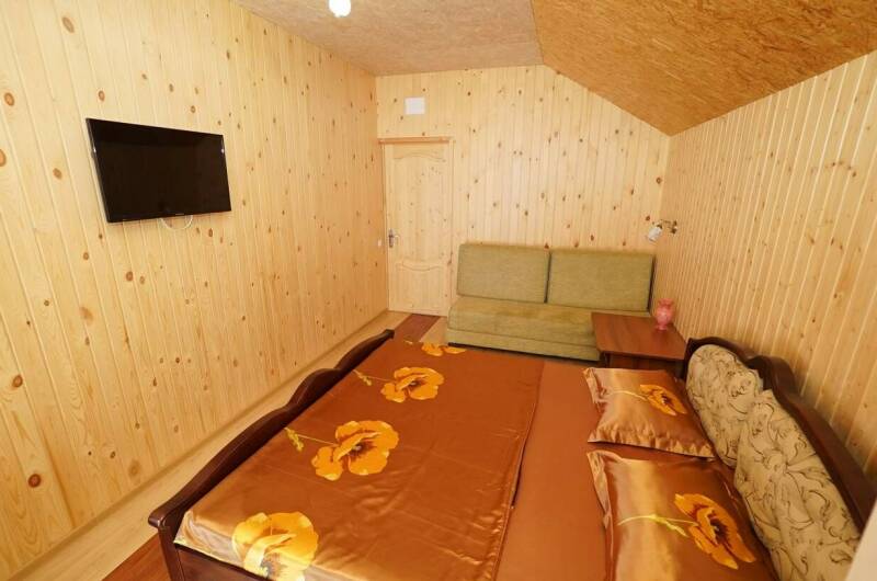 Трёхместный номер с панорамным видом на море № 13