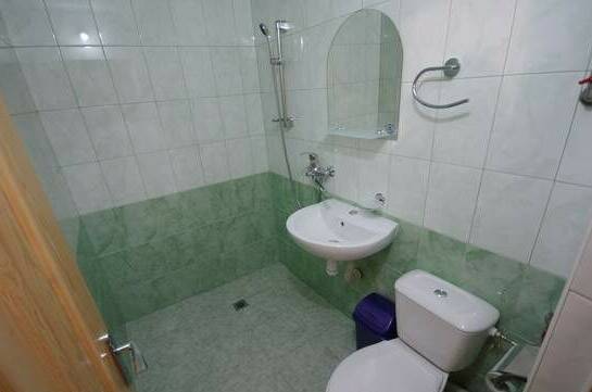 Трехместный номер № 15