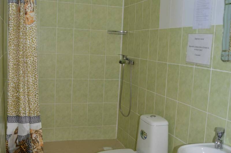 Двухместный номер с удобствами на первом этаже