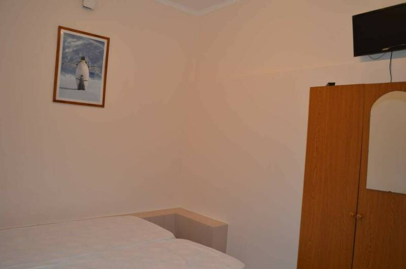 Двухкомнатный номер на первом этаже