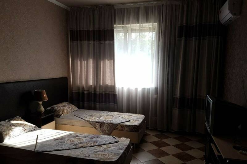 4-х местная комната с выходом на детскую площадку