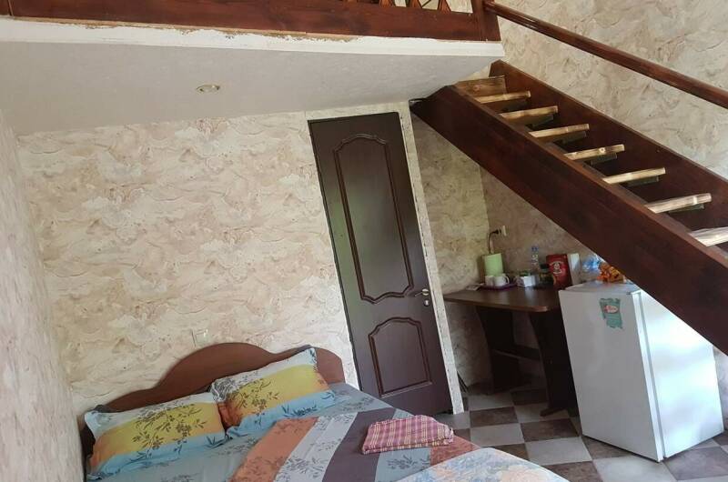 Двухуровневый 4-х номер с выходом на детскую