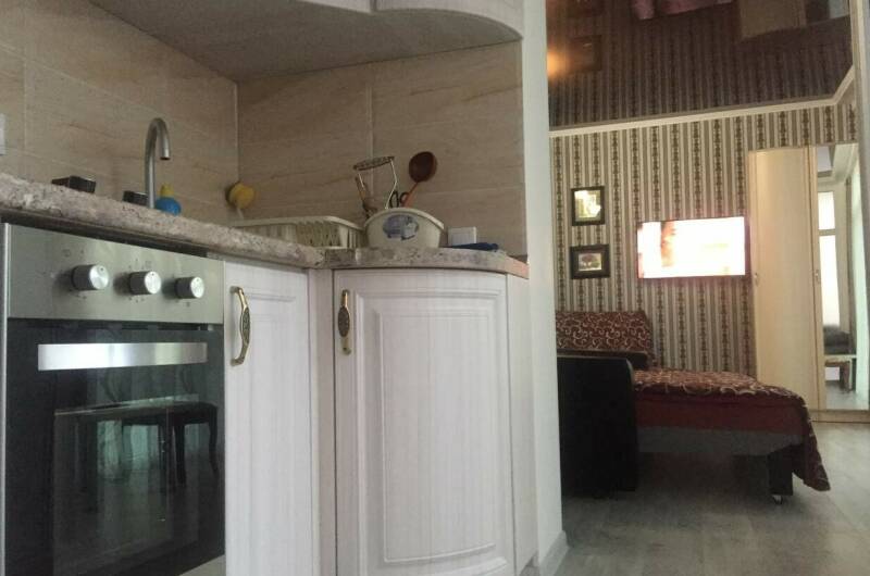 Ст-витраж2−3-4ч.Балкон.Ванна, с/уз.Кухня в номере