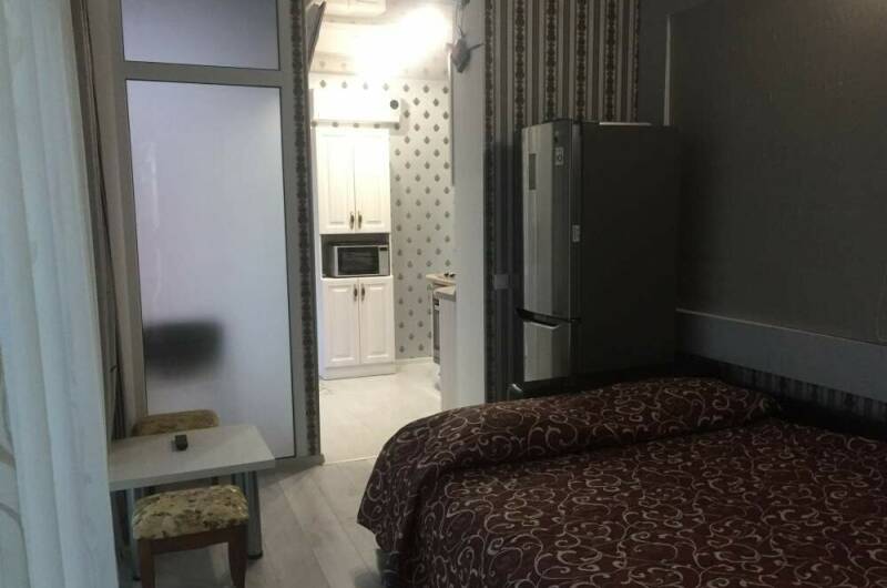 Ст-витраж2−3-4ч.Балкон.Ванна, с/уз.Кухня в номере