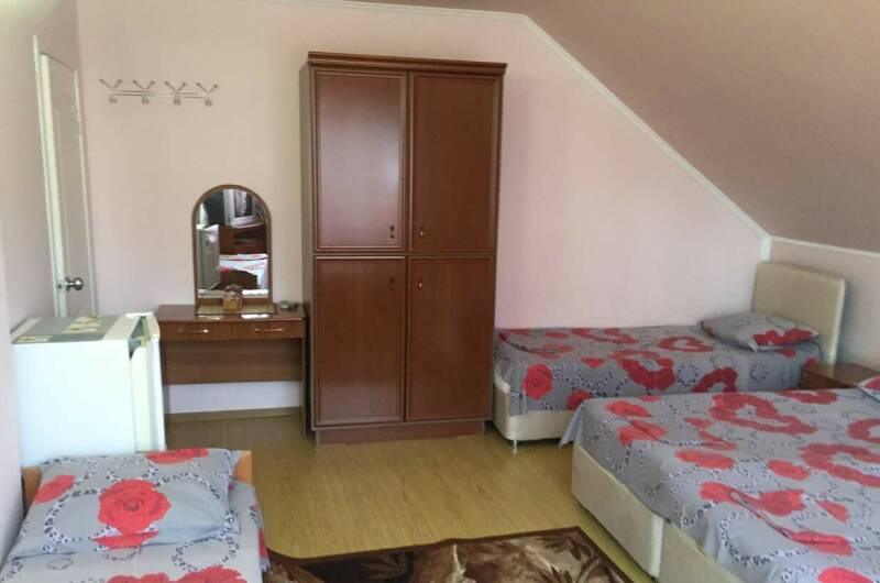 Смежные 2 номера для 2−3−4ч. Балкон. С/узел рядом