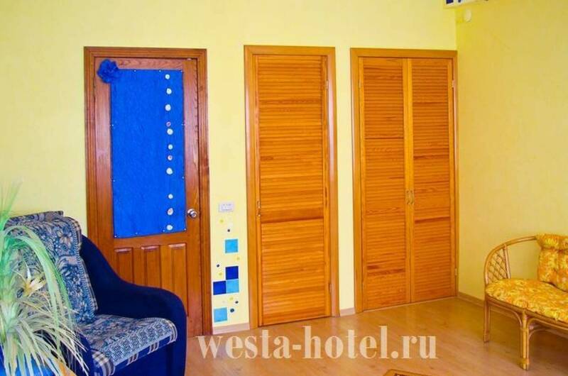 Коттедж 2−4 местный