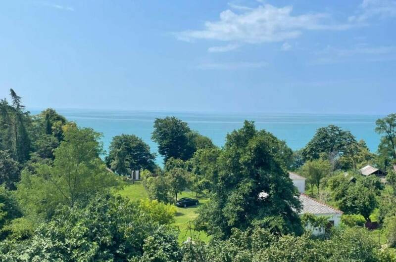 Трехместный номер с собственной ванной комнатой