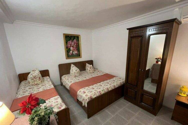 Эконом N 9, 10