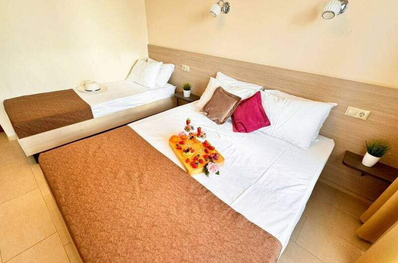 3х местный полулюкс с балконом