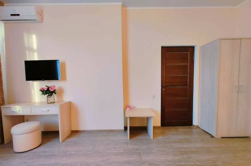 2х комн. 4х местн. сем. номер с кухней и балконом