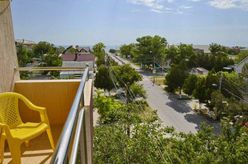 3-х местный с балконом