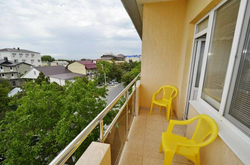 3-х местный с балконом