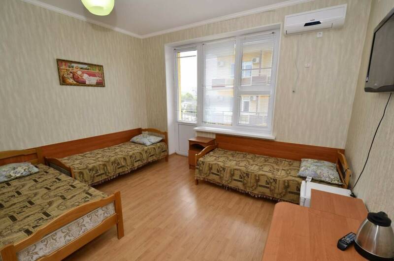 3-х местный с балконом