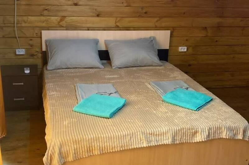 Домик на 4 человека с удобствами и верандой