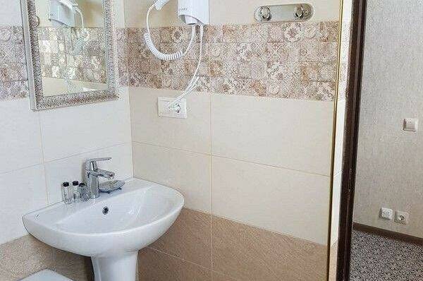 «Люкс» до 6 человек