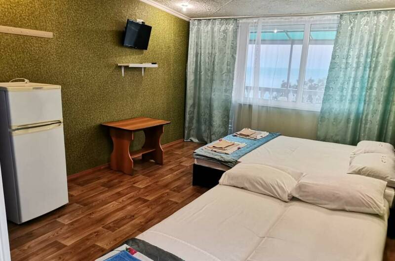 Четырехместный номер с балконом