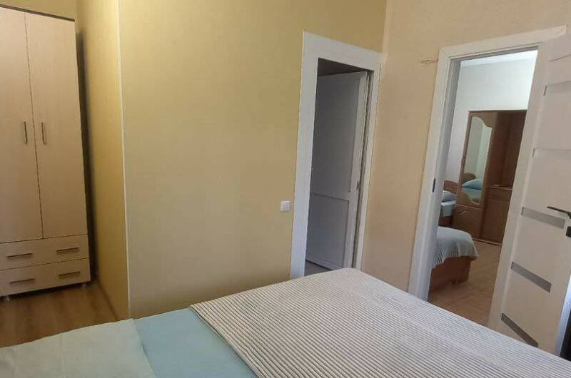 Двухкомнатный с видом на море