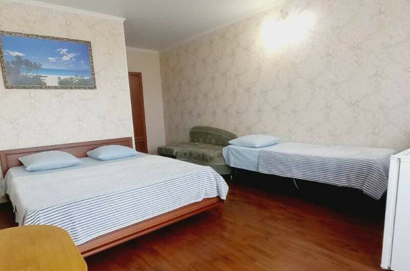 Трехместный номер № 15