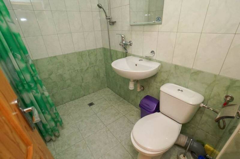 Трехместный номер № 15