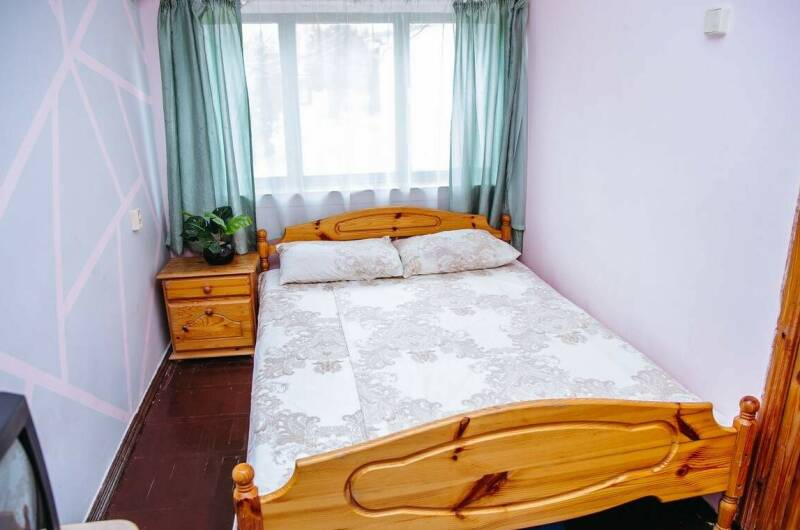 Домик 1-этажный 5-ти местный