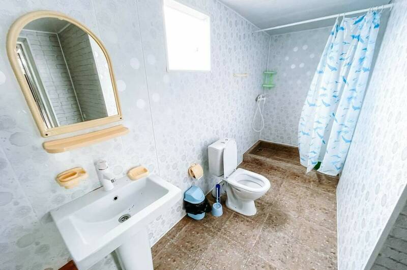 2-комн 5-местный дом со своим двором и мангалом