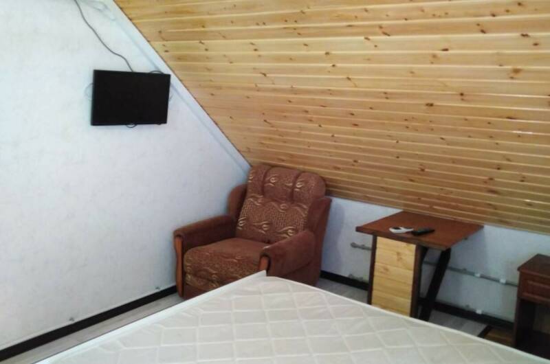 Двухкомнатный четырёхместный с балконом