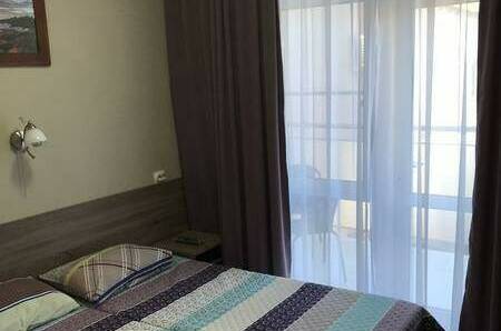 2х-местный «Стандарт» с балконом (2 этаж)