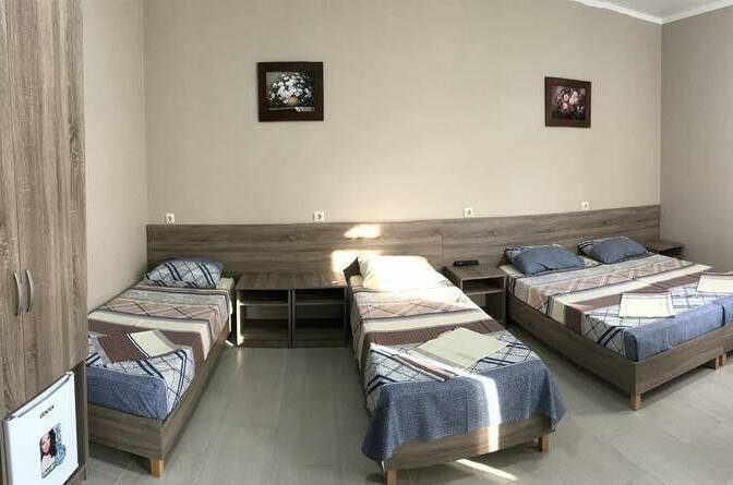 4х-местный «Стандарт» с балконом (2 этаж)