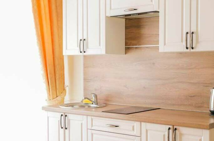 Студия с кухней