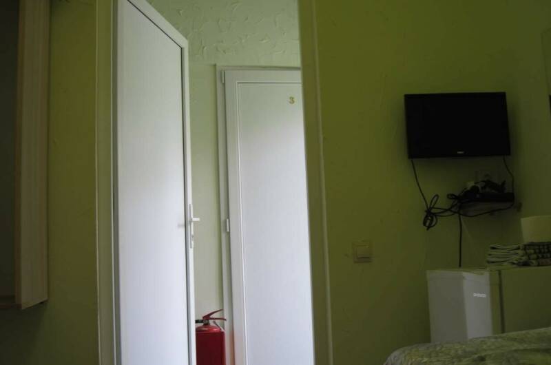 «Эконом» 2-х местный (разд. кровати, с/у на улице)