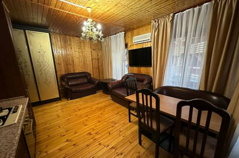 Семиместный домик «Люкс»