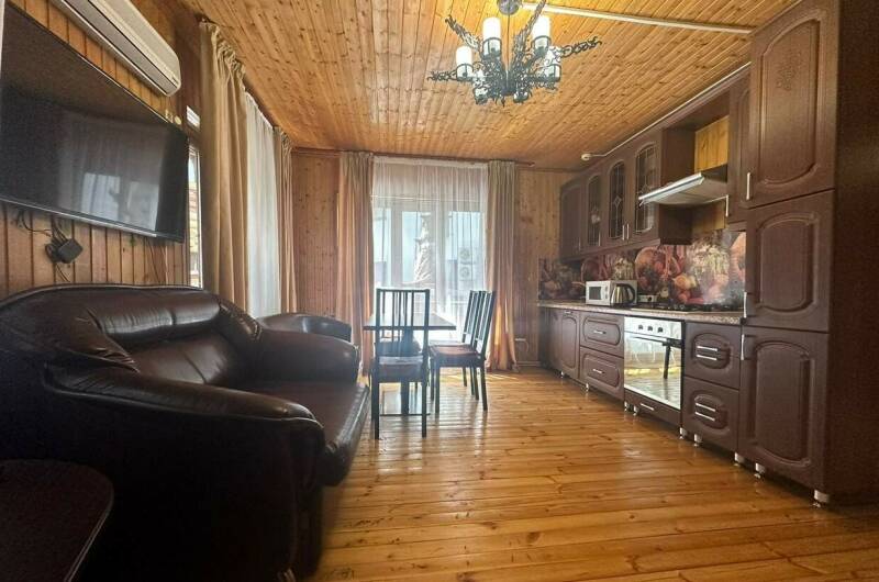 Семиместный домик «Люкс»