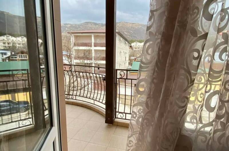 Шестиместные «Апартаменты»