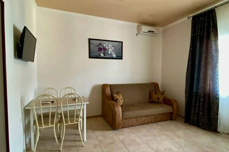 Шестиместные «Апартаменты»