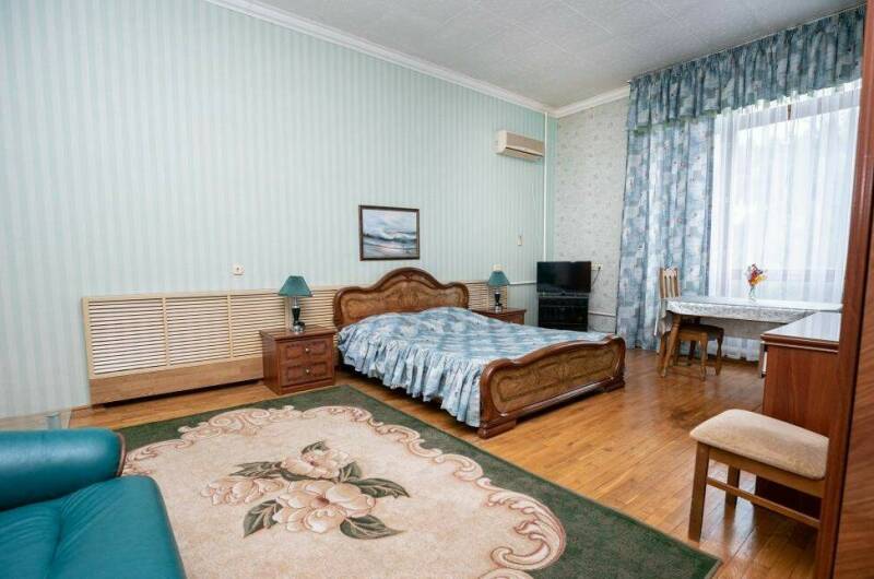 3-х местный номер улучшенный без балкона (7)