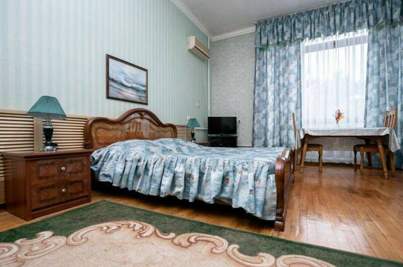 3-х местный номер улучшенный без балкона (7)