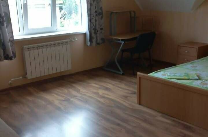 2-х комнатный 4−6-ти местный номер (2 этаж)