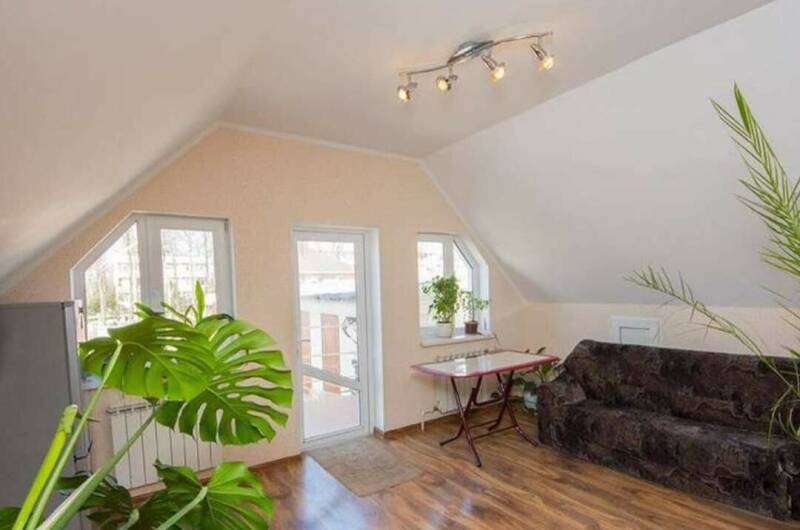 2-х комнатный 4−6-ти местный номер (2 этаж)